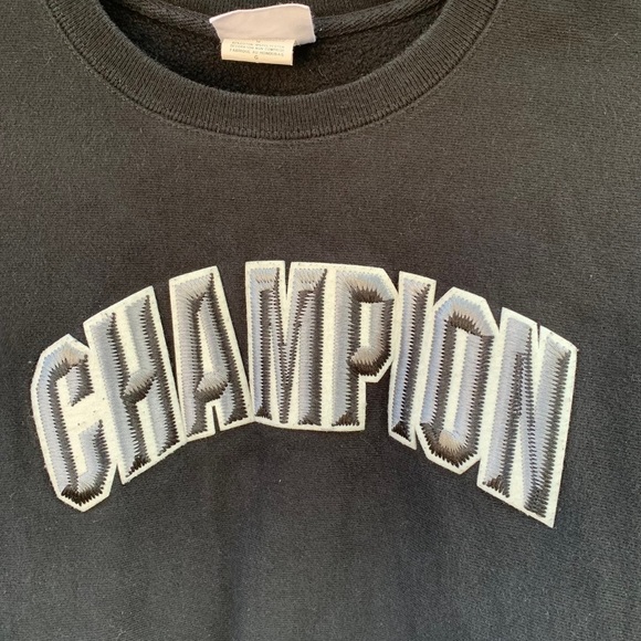 Vintage Champion Embroidered Logo Crewneck Sweatshirt Reverse Weave Size Large - Picture 2 of 8